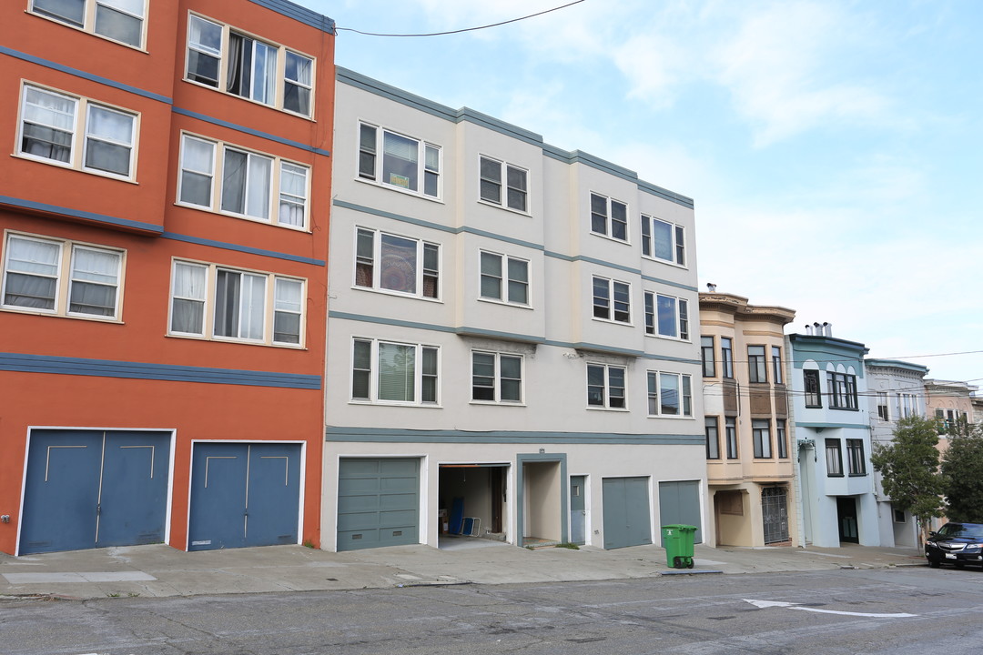 1385 16th Ave in San Francisco, CA - Building Photo