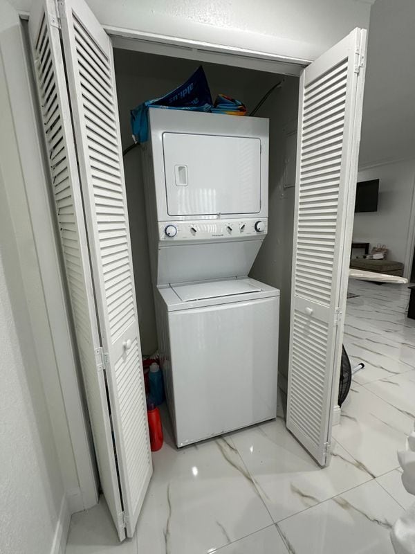 6517 SW 18th St in Miramar, FL - Building Photo - Building Photo