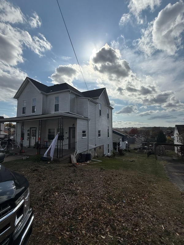 232 Wilson Ave in Washington, PA - Foto de edificio - Building Photo