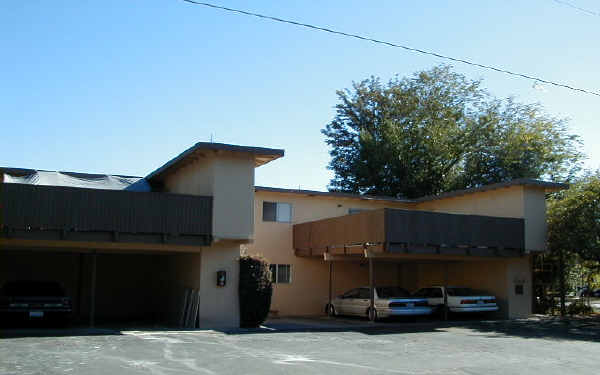 185-191 W Hamilton Ave in Campbell, CA - Foto de edificio - Building Photo