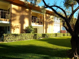6125 E Indian School Rd, Unit 171 in Scottsdale, AZ - Building Photo