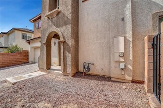 6330 Standing Elm St in North Las Vegas, NV - Building Photo - Building Photo