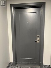 925 Bay St. in Toronto, ON - Building Photo - Building Photo