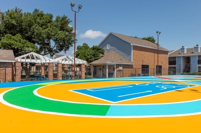 property at 1007 S Mason Rd