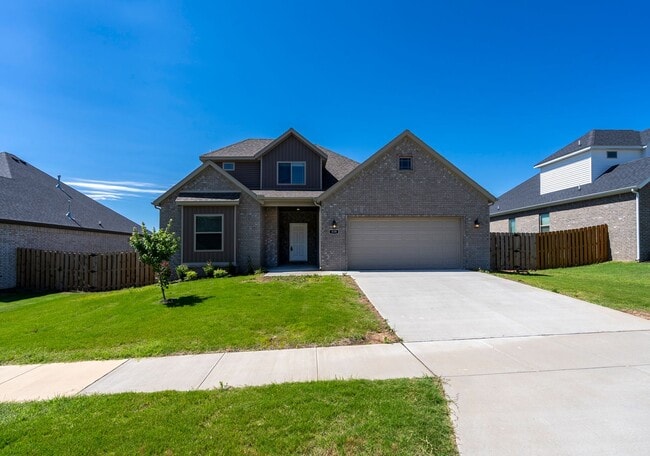 property at 338 S Emerald Woods Run