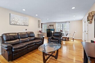 24 Loring Avenue in Boxborough, MA - Building Photo - Building Photo