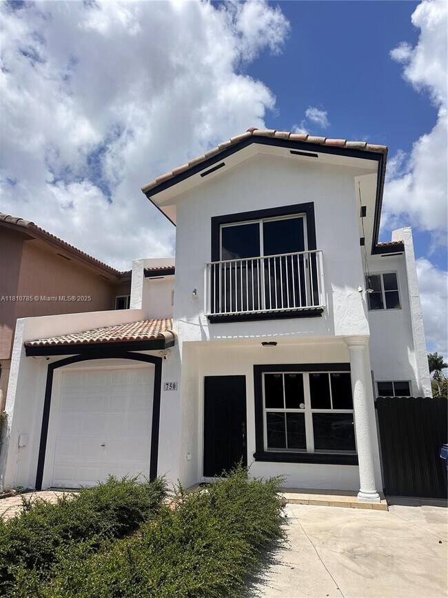 750 SW 6th Ct in Florida City, FL - Building Photo - Building Photo