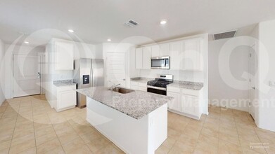 4069 E Market St in Tucson, AZ - Building Photo - Building Photo