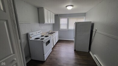 3 E Washington St in Indianapolis, IN - Building Photo - Building Photo