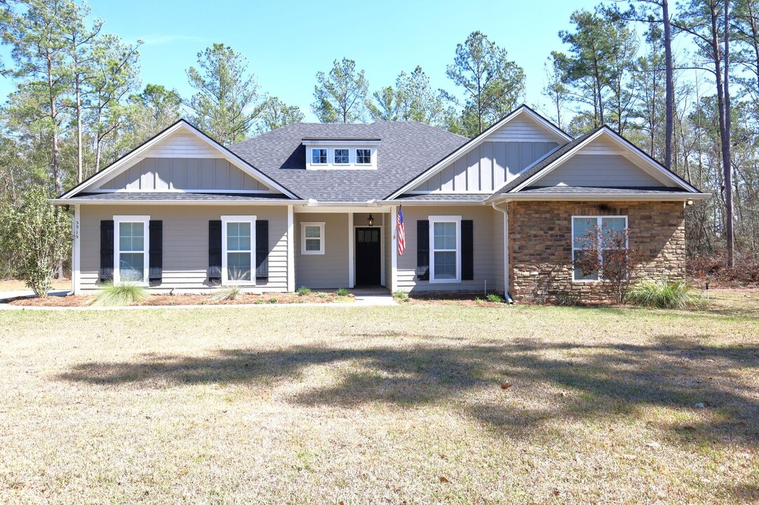 5915 Nature's Wy in Naylor, GA - Building Photo