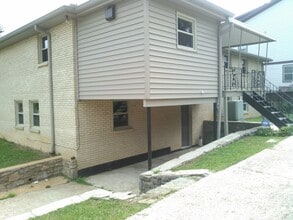 1000 Waverly Ave in Nashville, TN - Building Photo - Building Photo