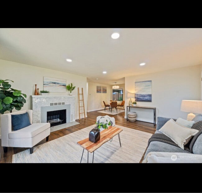 6410 Cypress St in Everett, WA - Building Photo - Building Photo