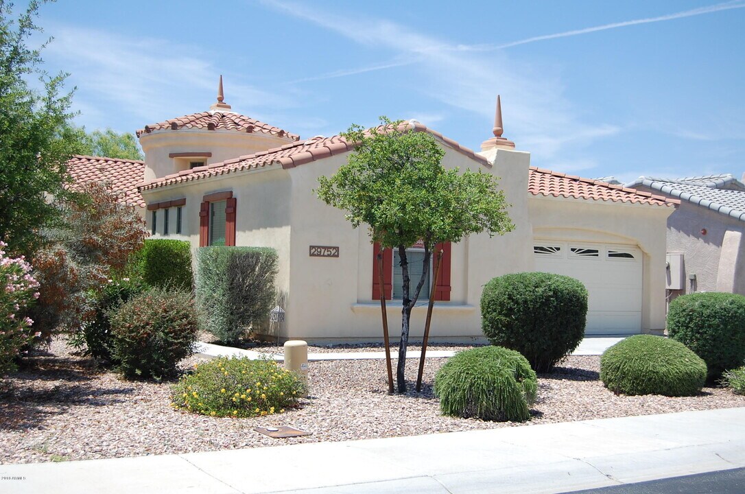 29752 N 121st Ave in Peoria, AZ - Building Photo