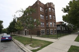 8001 S Bishop St in Chicago, IL - Building Photo - Building Photo