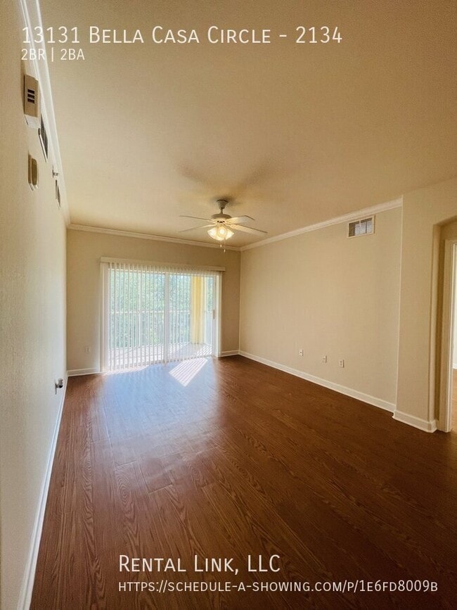 13131 Bella Casa Cir in Ft. Myers, FL - Foto de edificio - Building Photo