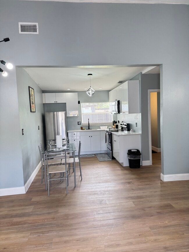 property at 414 N 60th Way