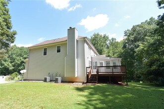 2030 Hunters Trail Dr in Lawrenceville, GA - Building Photo - Building Photo