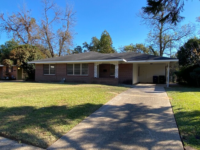 825 Kimbrough St in Shreveport, LA - Building Photo - Building Photo