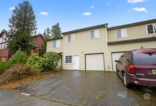 38230 Strawbridge Pkwy in Sandy, OR - Building Photo - Building Photo