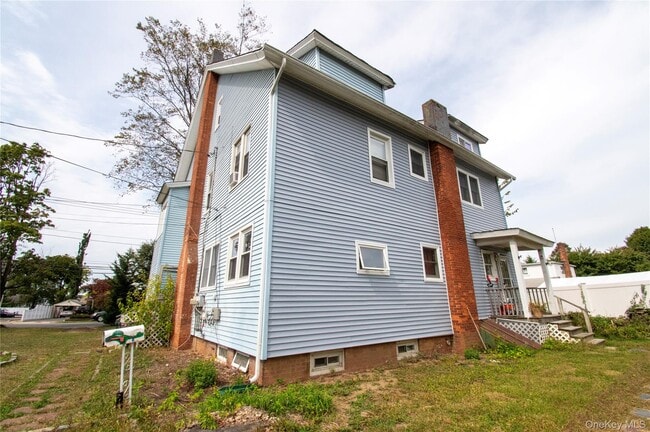 2799 Grand Ave in Baldwin, NY - Building Photo - Building Photo