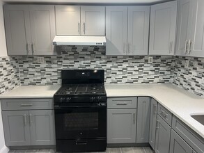 2108 S 6th St in Philadelphia, PA - Building Photo - Building Photo