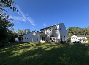 8815 Citronella Way in North Charleston, SC - Building Photo - Building Photo