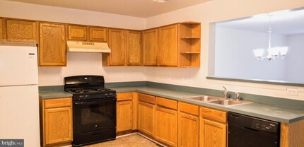 7903 Apache Ridge Ct in Manassas, VA - Building Photo - Building Photo