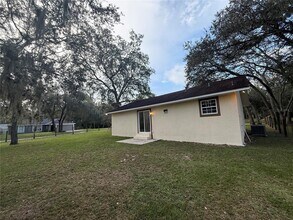 40233 Palm St in Lady Lake, FL - Building Photo - Building Photo