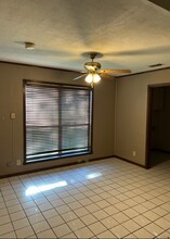 1118 Joe Miller Rd in Lake Charles, LA - Building Photo - Building Photo