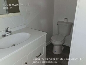 175 N Main St in Timberville, VA - Building Photo - Building Photo