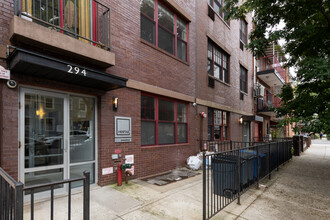 294 Ainslie St in Brooklyn, NY - Building Photo - Building Photo