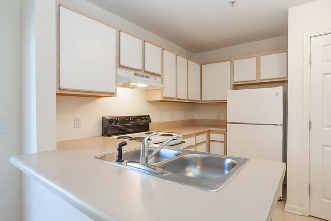 Wedgefield Apartments