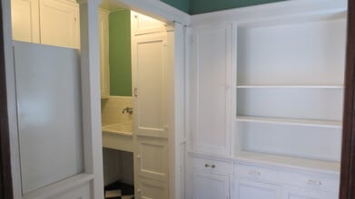 Emerald Arms in Seattle, WA - Foto de edificio - Building Photo