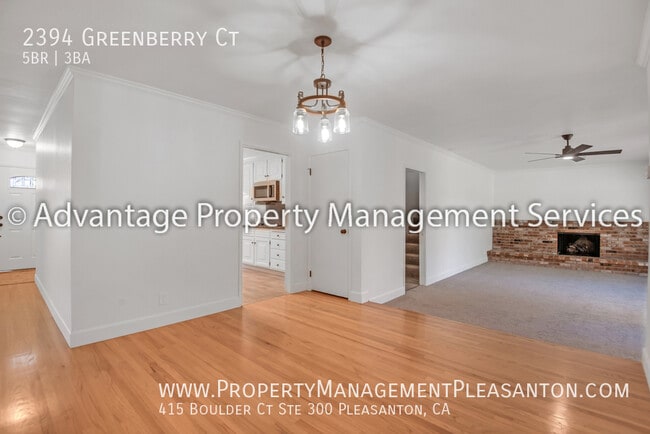 2394 Greenberry Ct in Pleasanton, CA - Building Photo - Building Photo