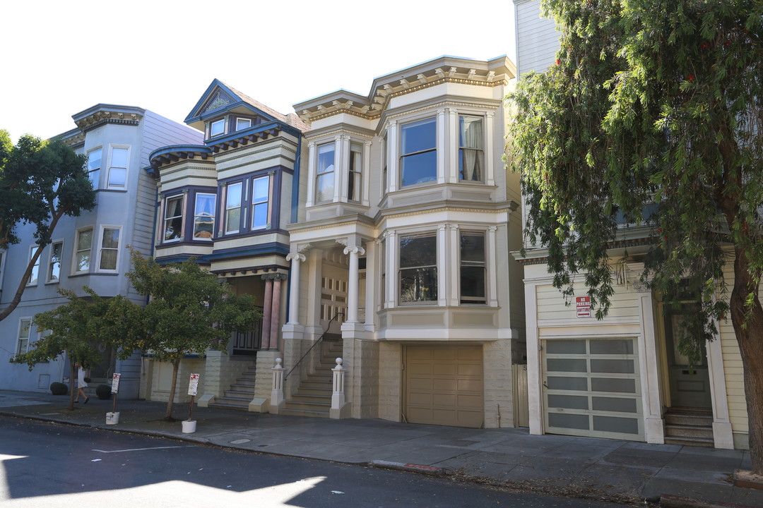 531-533A Hugo St in San Francisco, CA - Building Photo