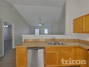 5130 Daffodil Ln in Concord, NC - Foto de edificio - Building Photo