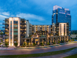 The Braden on Fifth in Fort Worth, TX - Building Photo - Building Photo