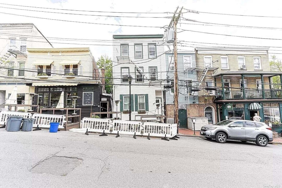 153 Southside Ave in Hastings On Hudson, NY - Building Photo