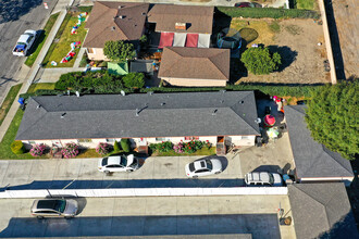 9101 Margaret St in Downey, CA - Building Photo - Building Photo