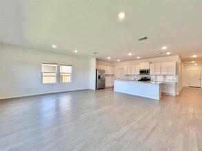 519 Vantage Dr in Hutto, TX - Building Photo - Building Photo