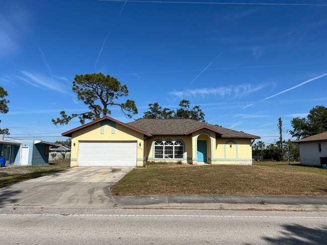 22298 Westchester Blvd in Port Charlotte, FL - Building Photo - Building Photo