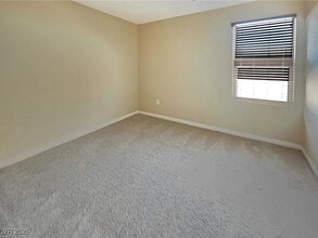 10307 Northern Hills Ave in Las Vegas, NV - Building Photo - Building Photo
