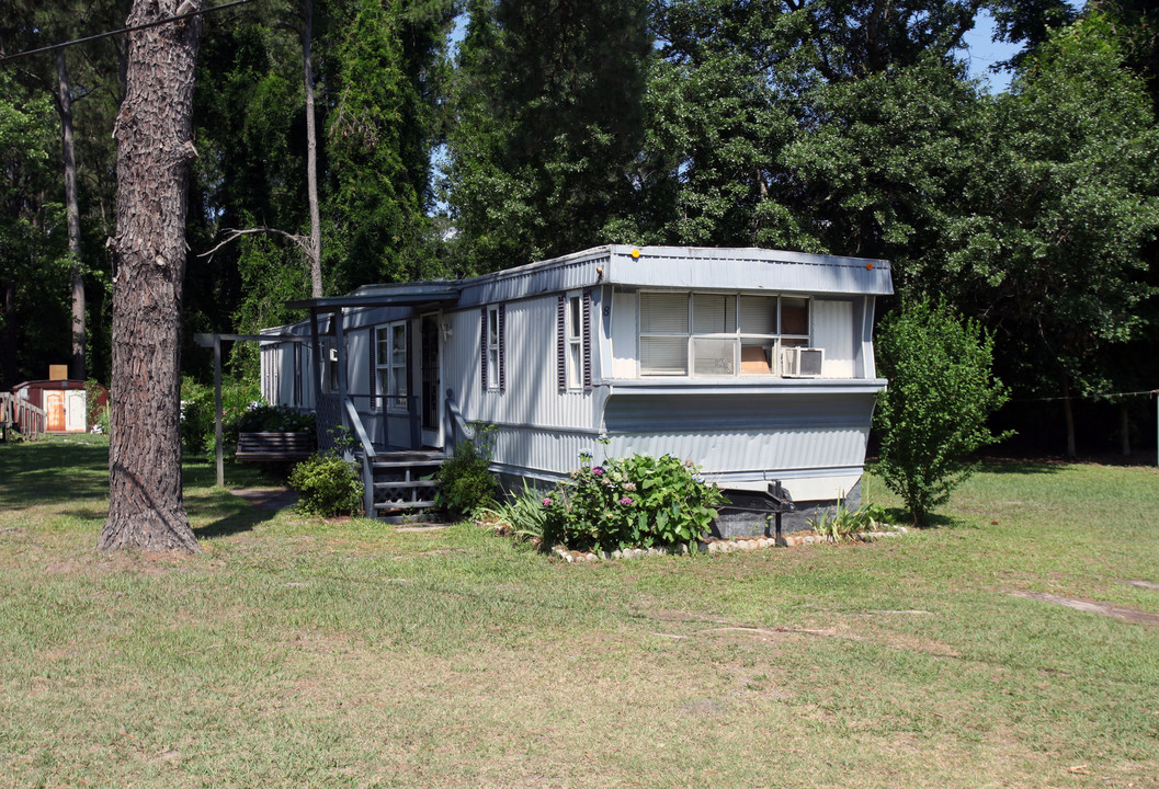 Bowden's Mobile Home Park in Wilmington, NC - Building Photo