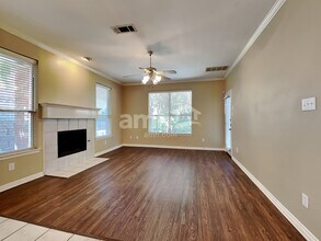 310 Victory Ln in Rockwall, TX - Foto de edificio - Building Photo