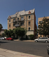 St. Andrews Manor Apartments - Charming Apartments in Los Angeles, CA - Building Photo - Building Photo