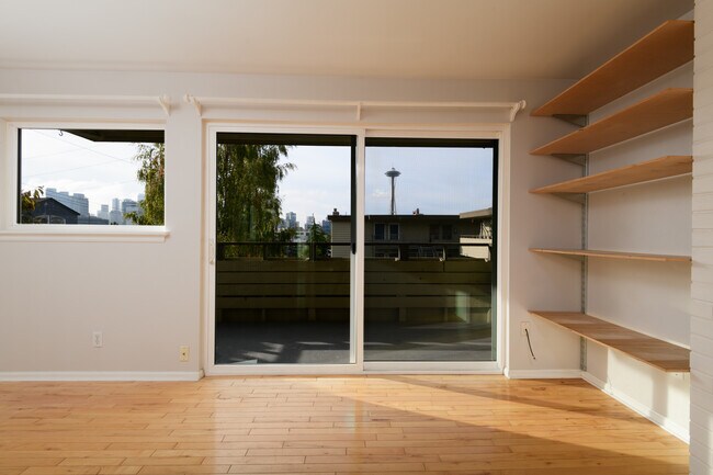 901 5th Ave N in Seattle, WA - Building Photo - Building Photo