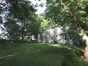 48 Pleasant St in Portsmouth, RI - Building Photo - Building Photo