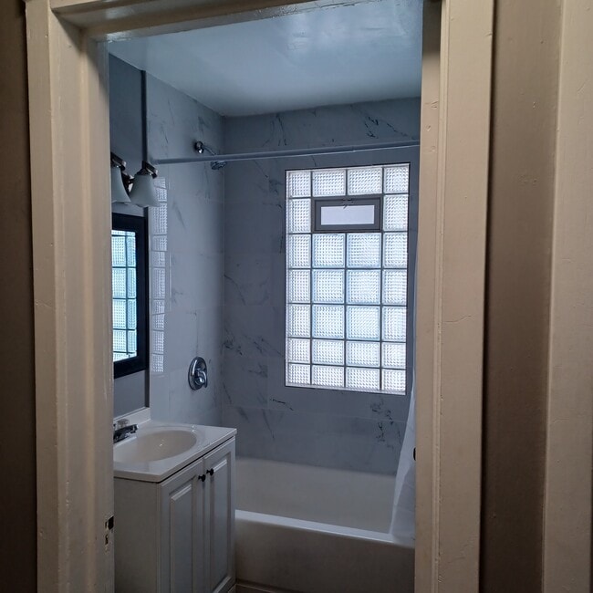 property at 5112 W Stark St
