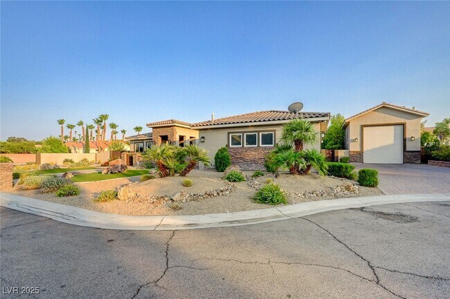 5595 El Camino Rd in Las Vegas, NV - Building Photo - Building Photo