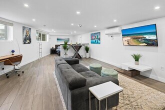 702 Kettner Blvd in San Diego, CA - Foto de edificio - Building Photo